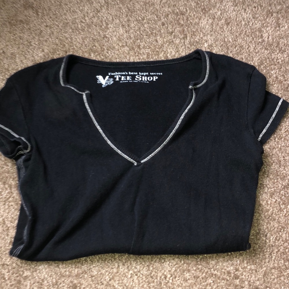 Black tee shirt